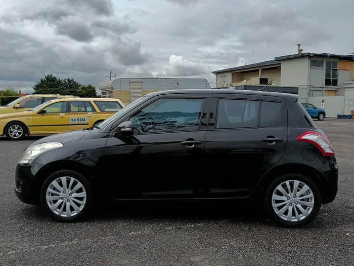 2011 Suzuki Swift GLX FZ Super Black Pearl