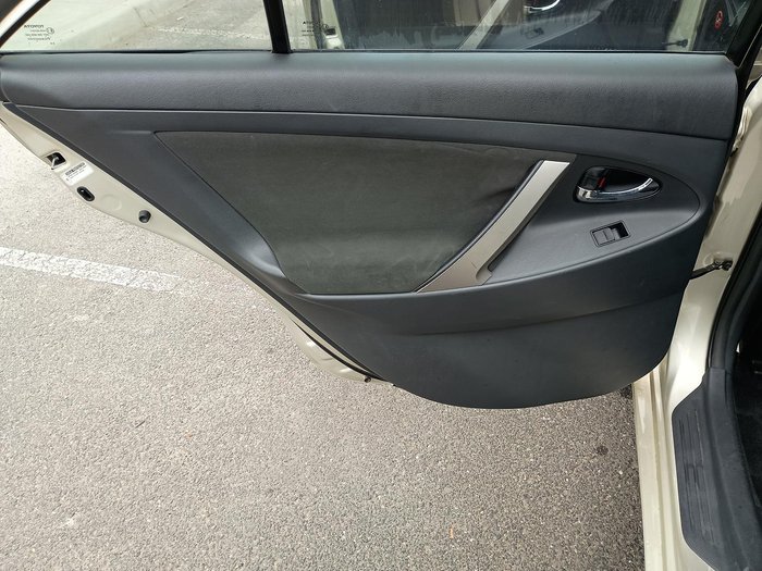 2006 Toyota Camry Ateva ACV40R Gold