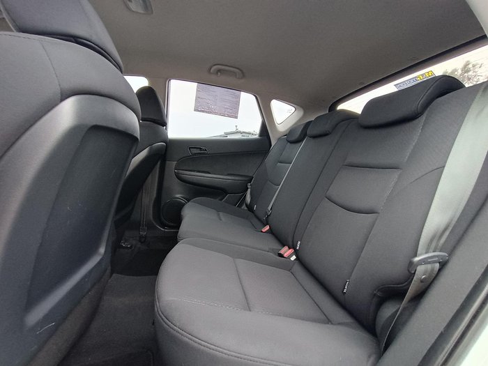 2009 Hyundai i30 SX FD MY09 Crystal White