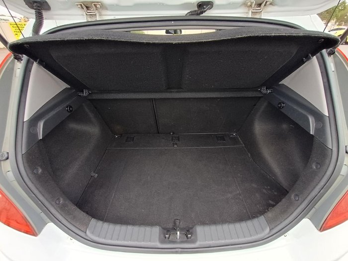 2009 Hyundai i30 SX FD MY09 Crystal White