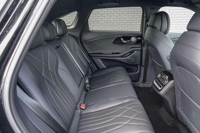 2025 Omoda Omoda 9 Virtue