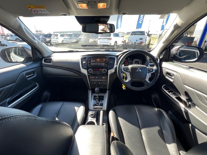 2023 Mitsubishi Triton Xtreme MR MY23 4X4 Dual Range White Diamond with Black Roof