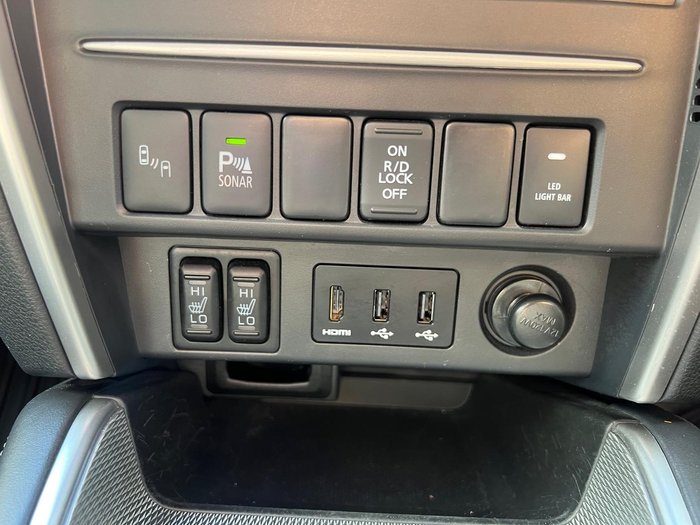 2023 Mitsubishi Triton Xtreme