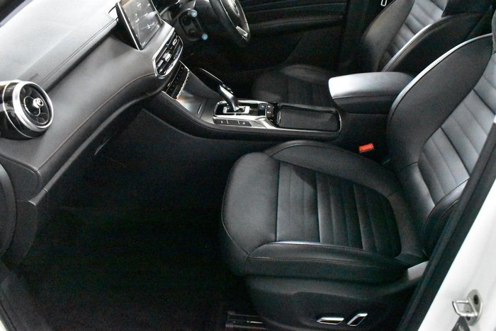 2022 MG HS Plus EV Essence