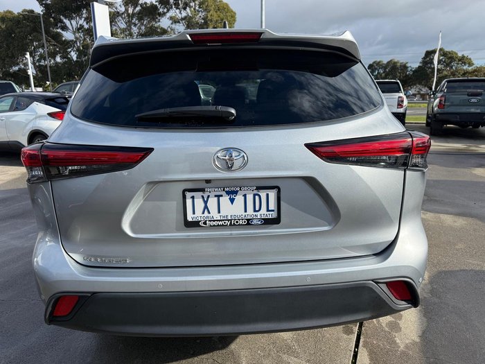 2022 Toyota Kluger GX