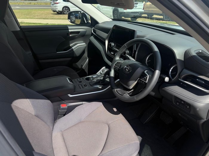 2022 Toyota Kluger GX