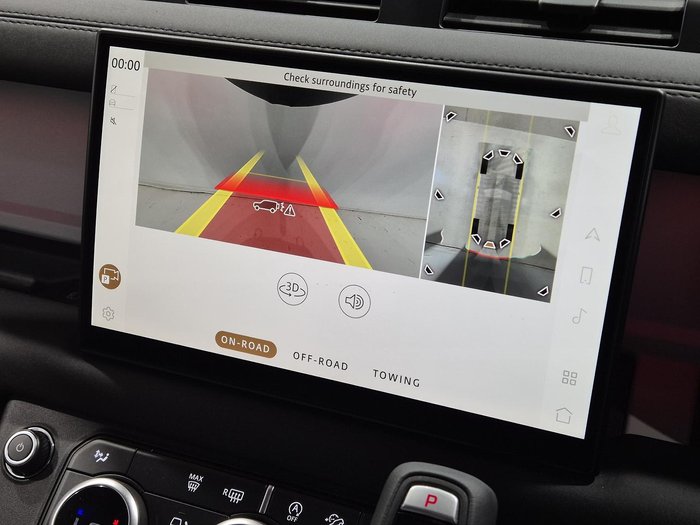 2025 Land Rover Defender 110 D350 X-Dynamic SE