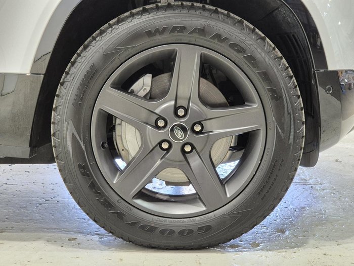 2025 Land Rover Defender 110 D350 X-Dynamic SE