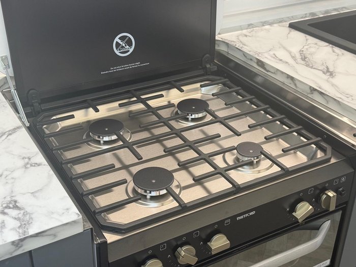 2026 New Age Caravans Manta Ray Mr20er Expedition My26