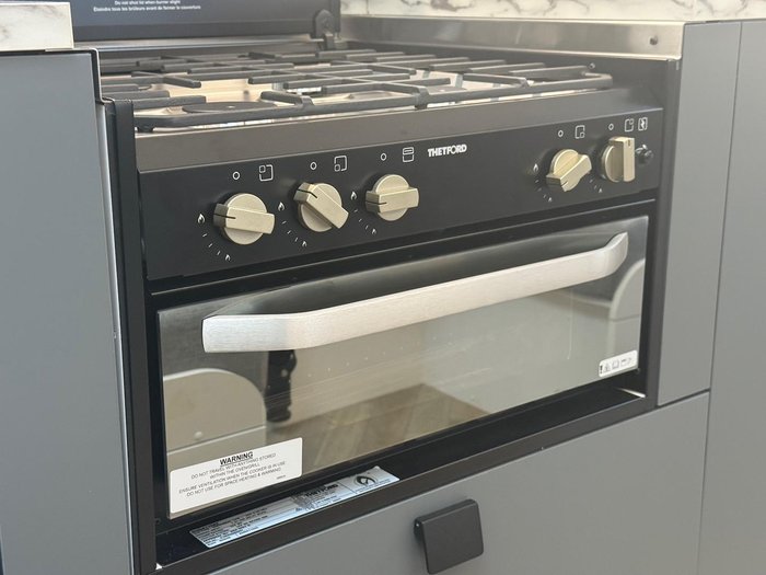 2026 New Age Caravans Manta Ray Mr20er Expedition My26