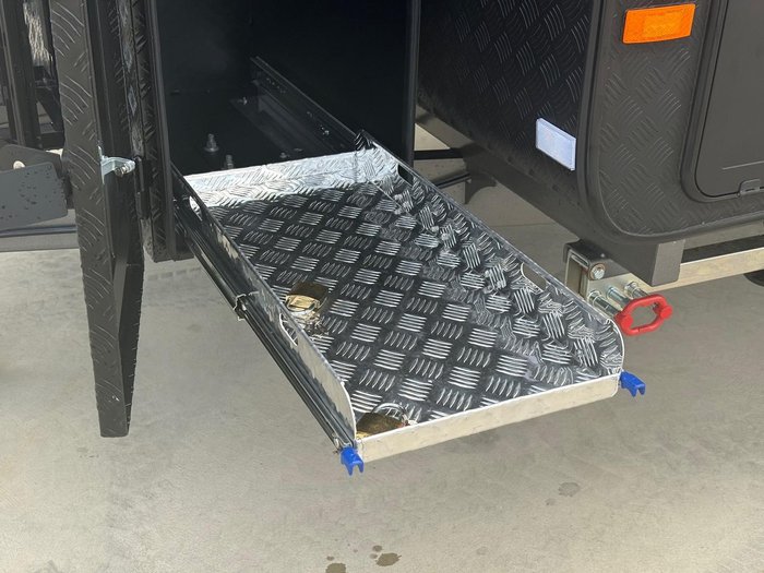 2026 New Age Caravans Manta Ray Mr20er Expedition My26