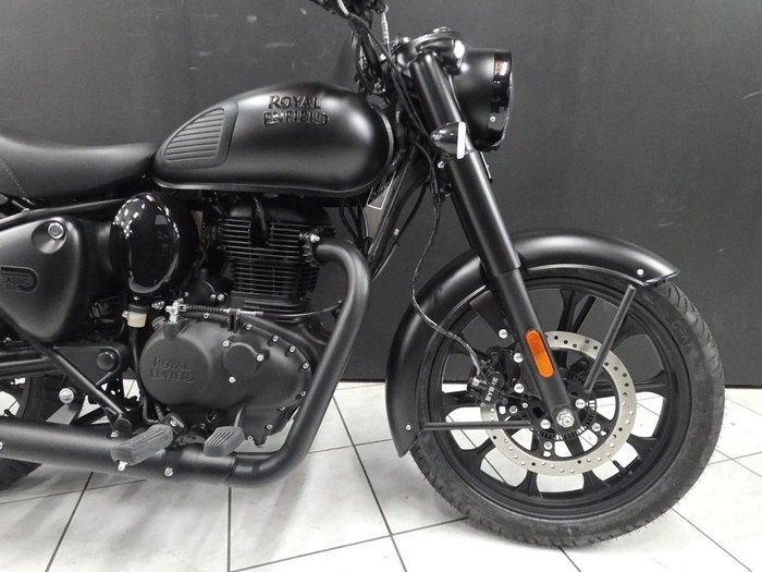 2026 Royal Enfield CLASSIC 350 SIGNALS Black