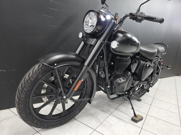 2026 Royal Enfield CLASSIC 350 SIGNALS Black
