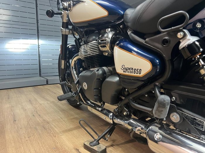 2025 Royal Enfield SUPER METEOR 650 Blue