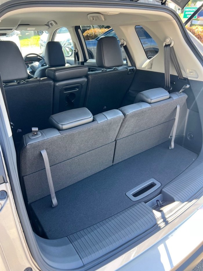 2026 Nissan X-TRAIL ST-L