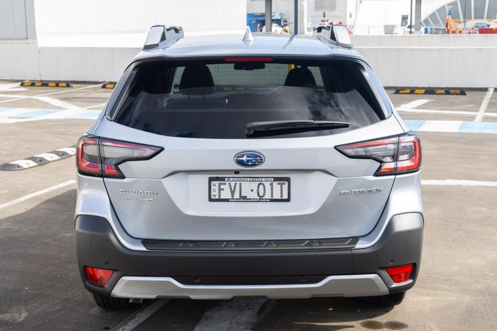 2025 Subaru Outback AWD Touring