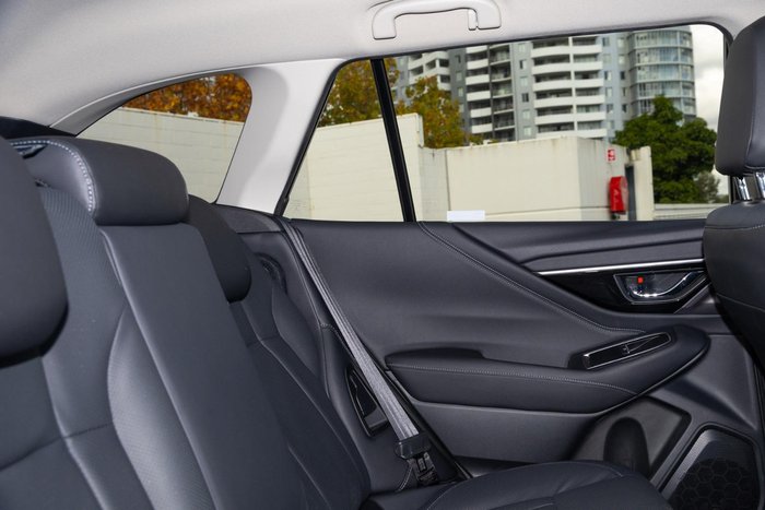 2025 Subaru Outback AWD Touring