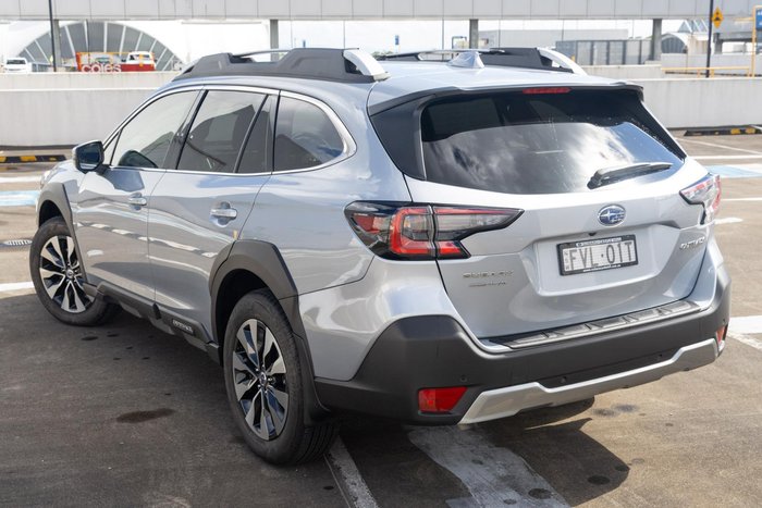 2025 Subaru Outback AWD Touring
