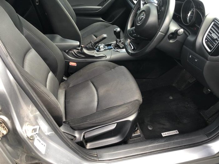 2015 Mazda 3 Maxx