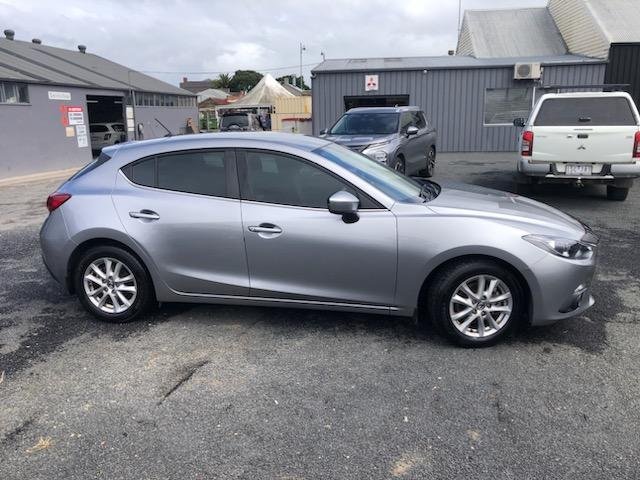 2015 Mazda 3 Maxx