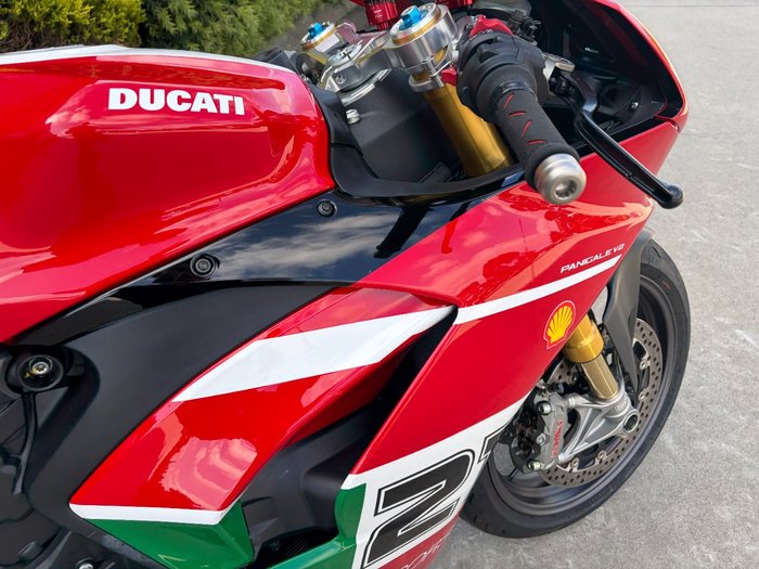 2022 DUCATI PANIGALE V2 BAYLISS 20TH ANNIV Red
