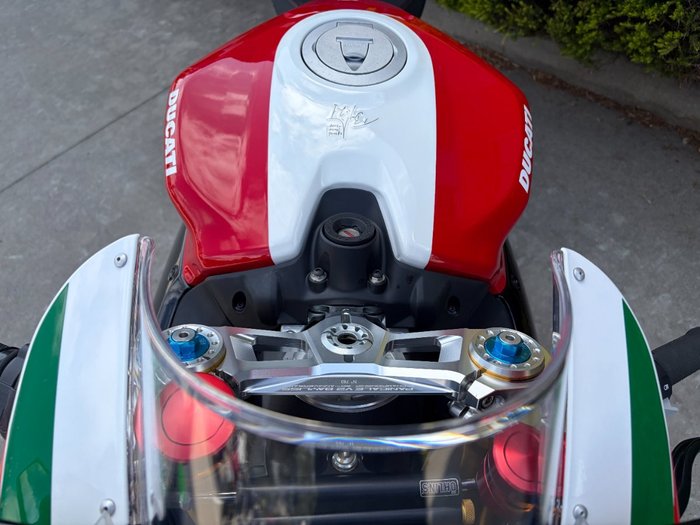 2022 DUCATI PANIGALE V2 BAYLISS 20TH ANNIV Red