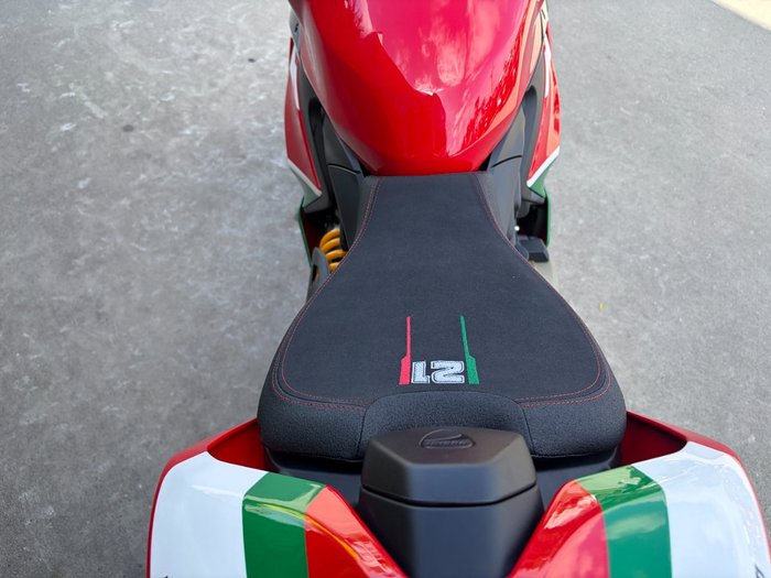 2022 DUCATI PANIGALE V2 BAYLISS 20TH ANNIV Red