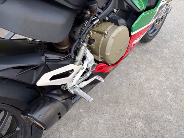 2022 DUCATI PANIGALE V2 BAYLISS 20TH ANNIV Red
