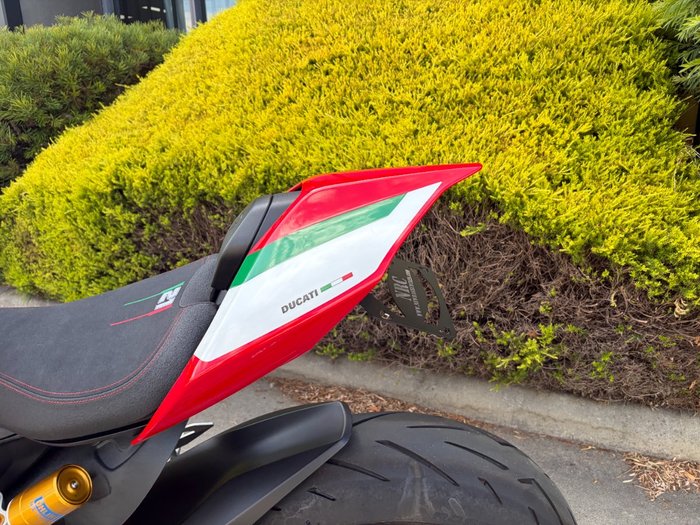 2022 DUCATI PANIGALE V2 BAYLISS 20TH ANNIV Red