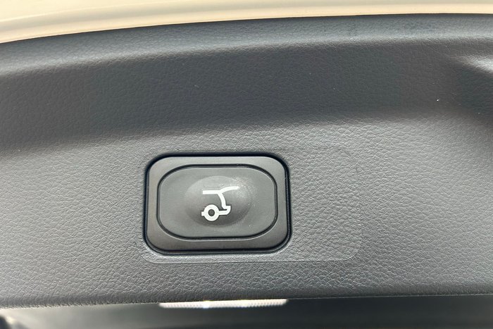 2025 Ford Everest Trend