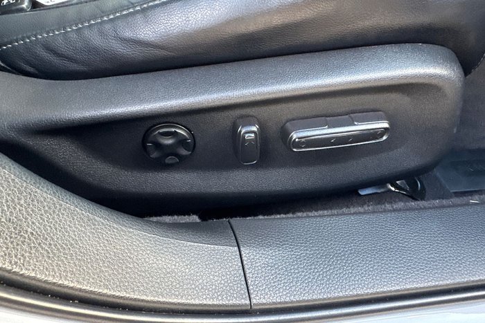 2019 Honda Accord VTi-LX 10th Gen MY19 White