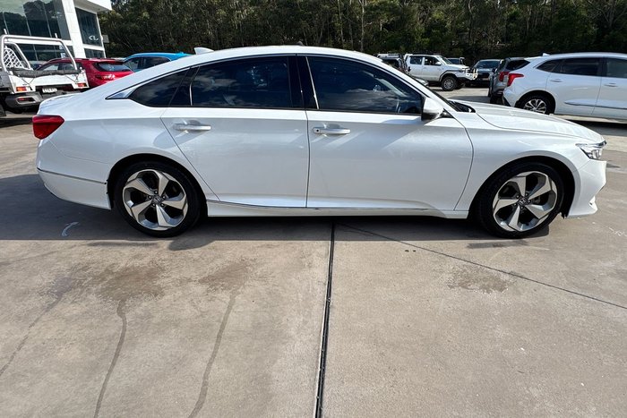 2019 Honda Accord VTi-LX 10th Gen MY19 White