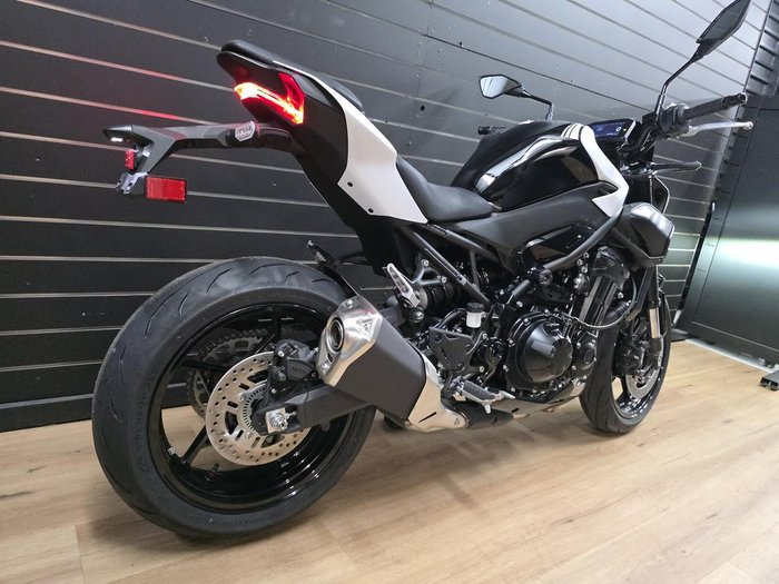 2026 Kawasaki 2026 Kawasaki 900CC Z900 White