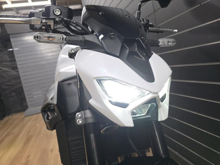 2026 Kawasaki 2026 Kawasaki 900CC Z900 White