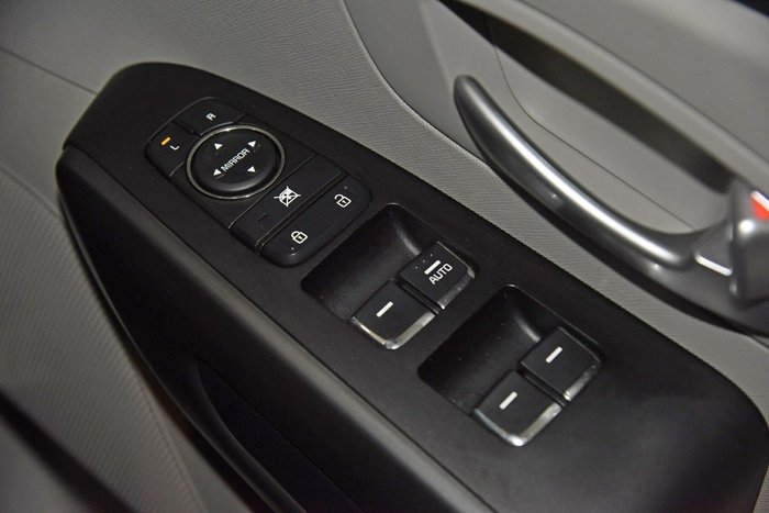 2020 Kia Carnival S