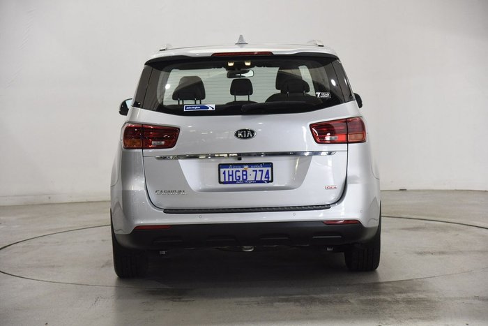 2020 Kia Carnival S