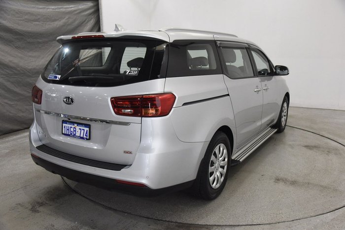 2020 Kia Carnival S