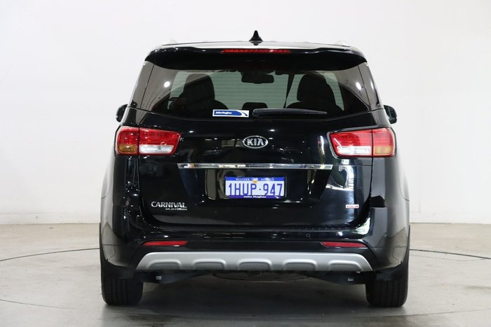 2017 Kia Carnival Platinum
