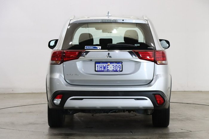 2019 Mitsubishi Outlander ES