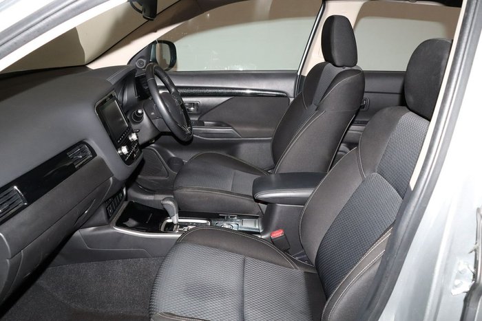 2019 Mitsubishi Outlander ES
