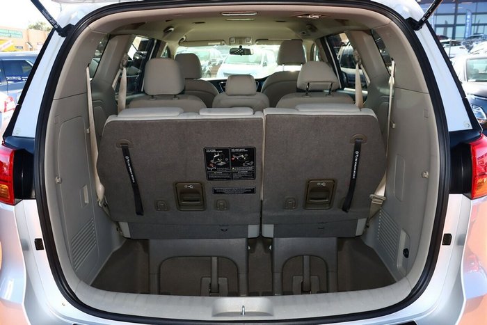 2017 Kia Carnival Si