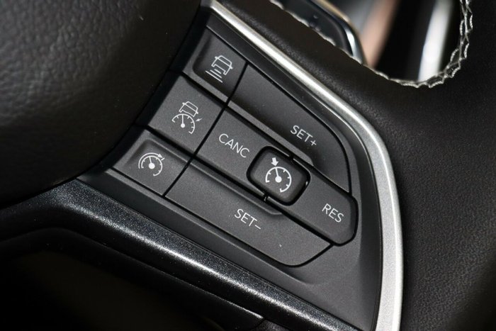 2023 Jeep Grand Cherokee Night Eagle