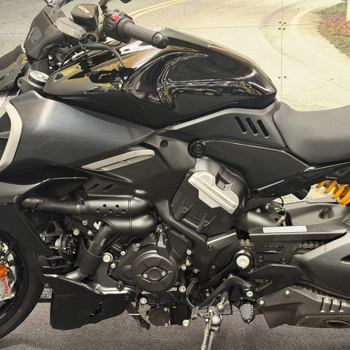 2022 DUCATI DIAVEL V4 Black
