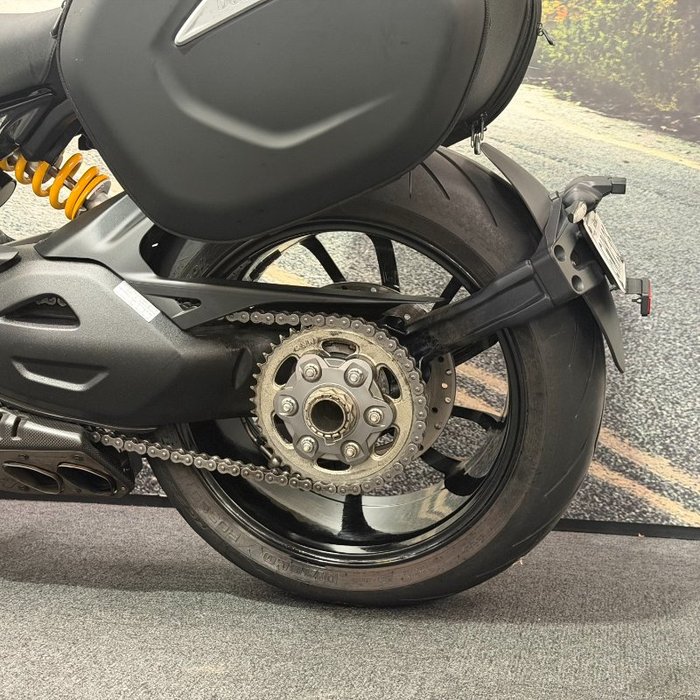 2022 DUCATI DIAVEL V4 Black