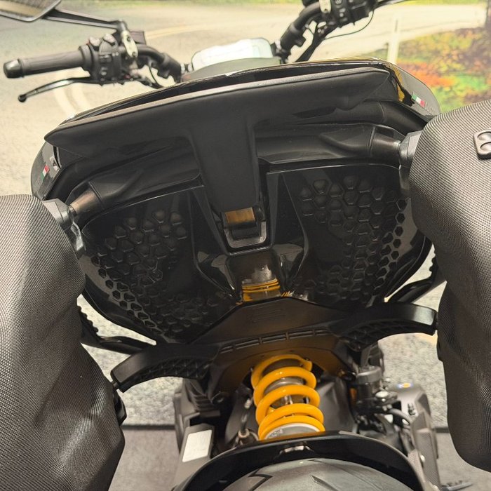 2022 DUCATI DIAVEL V4 Black