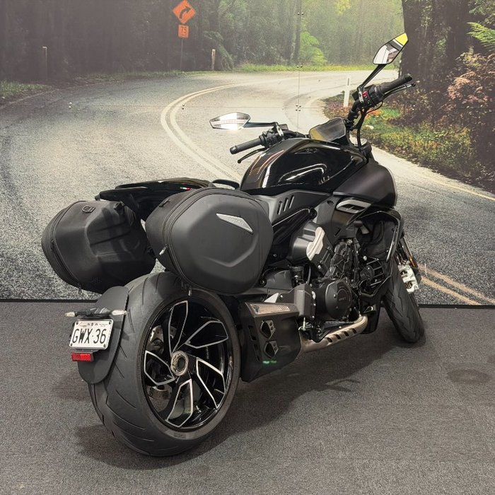 2022 DUCATI DIAVEL V4 Black
