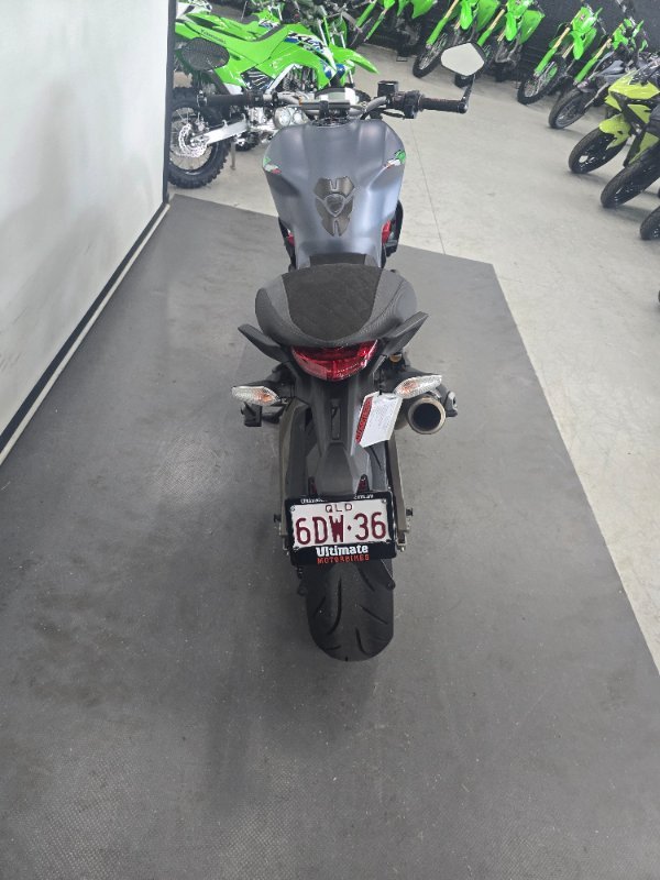 2016 DUCATI MONSTER 821 GREY