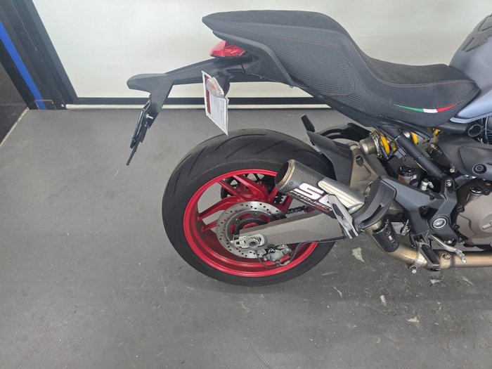 2016 DUCATI MONSTER 821 GREY