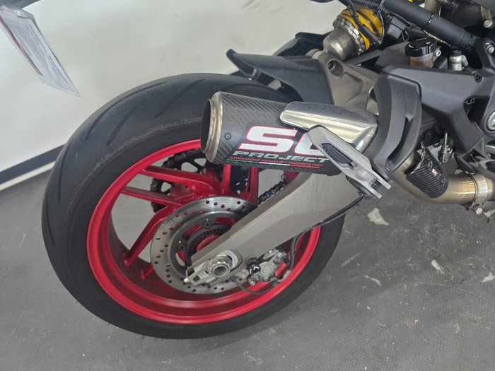 2016 DUCATI MONSTER 821 GREY