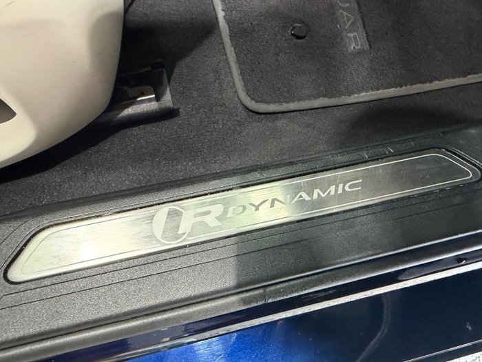 2020 Jaguar XE P300 R-Dynamic SE X760 MY20 Portofino Blue